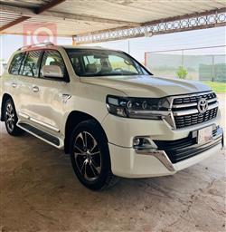 تويوتا لاندكروزر